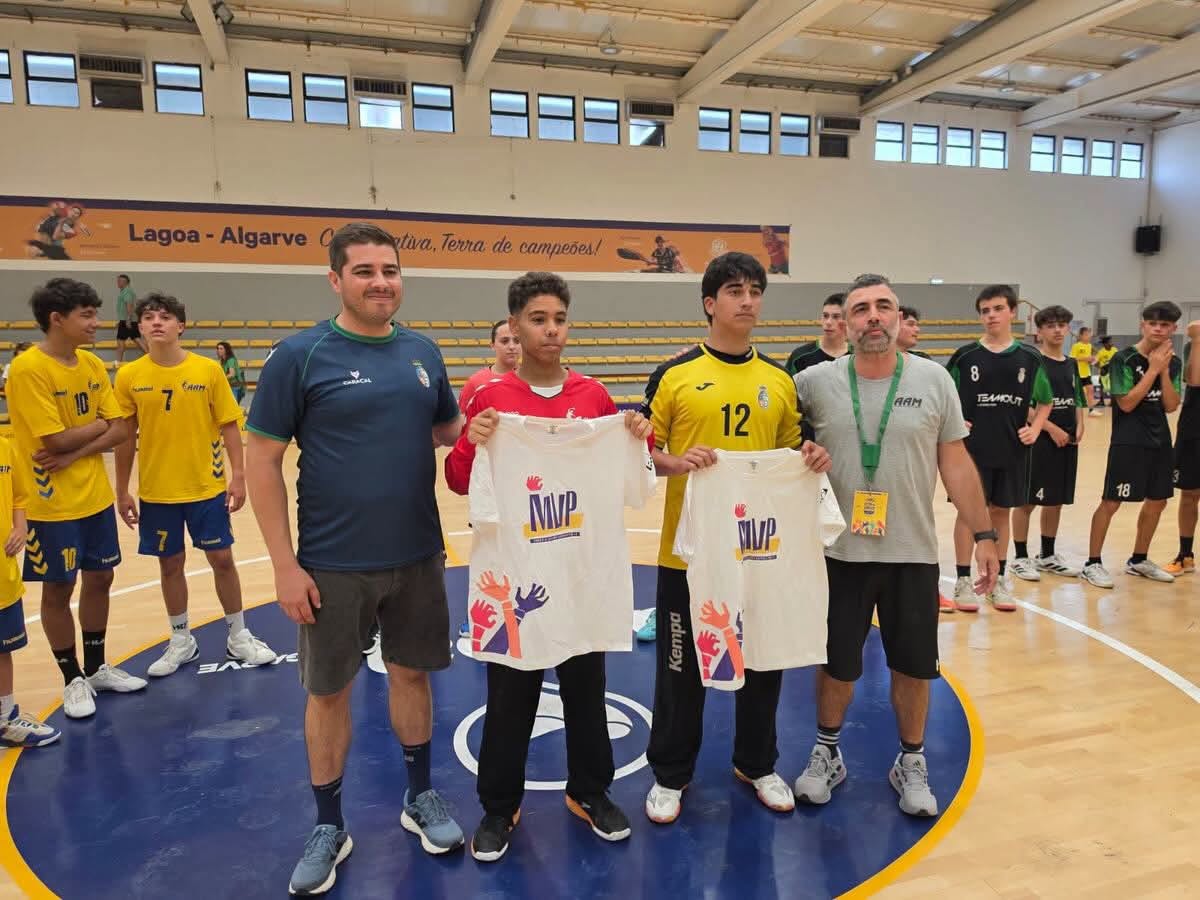 Seleção Sub-14 da AAP campeã na Festa do Andebol